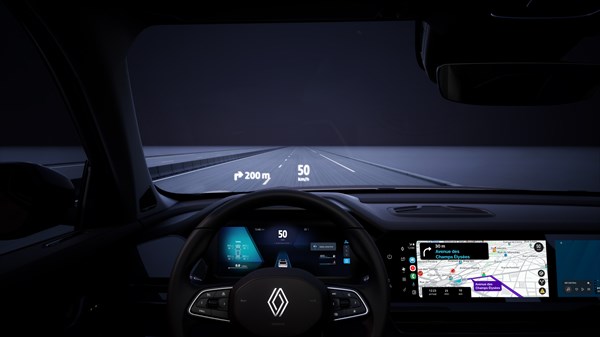 Renault Koleos full hybrid E-Tech - head-up display